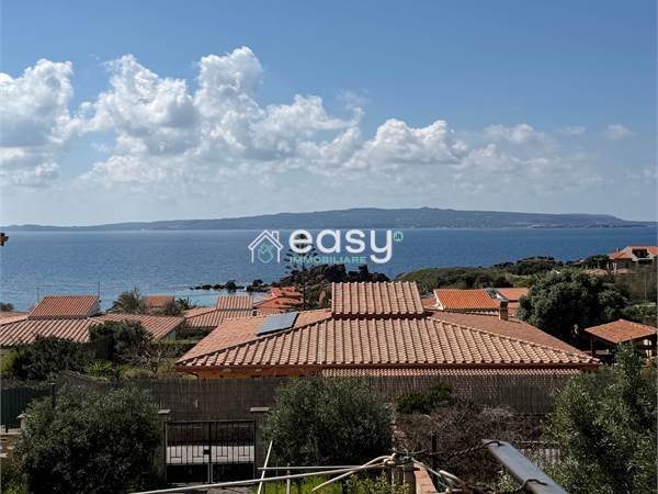 Appartamento con vista mare a pochi passi dalla spiaggia 