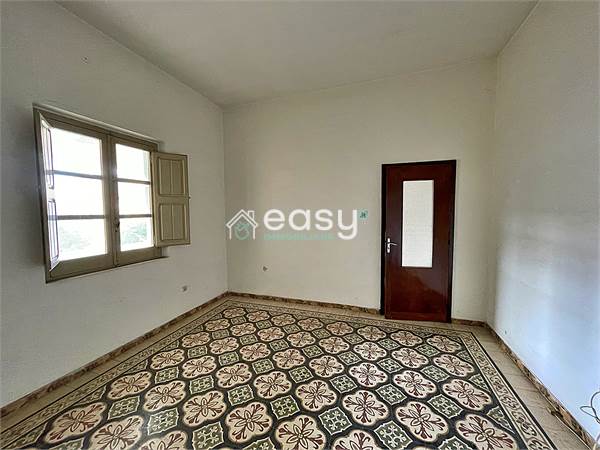 Appartamento con ingresso indipendente e terrazza